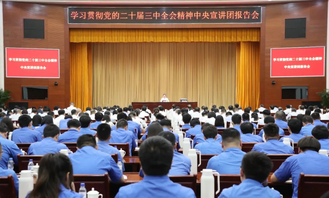 张宇桌111.jpg 张宇桌111.jpg