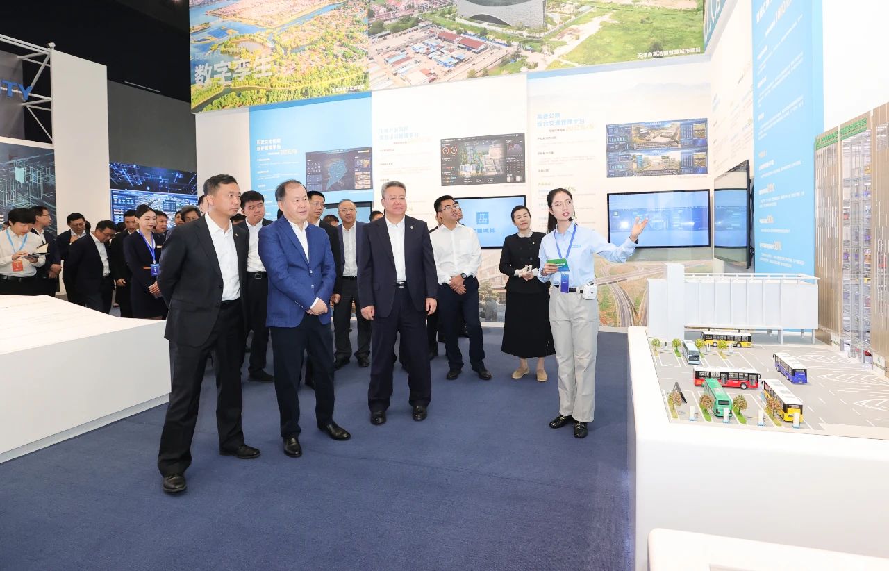 科技展2.jpg 科技展2.jpg