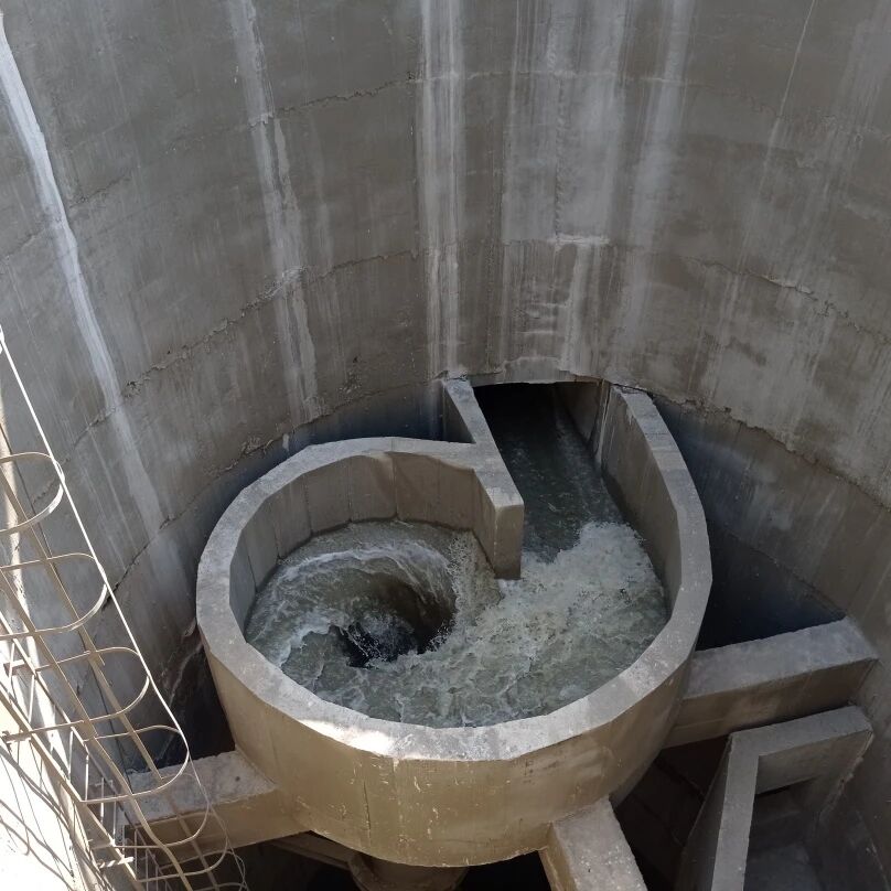 深邃444.jpg 深邃444.jpg