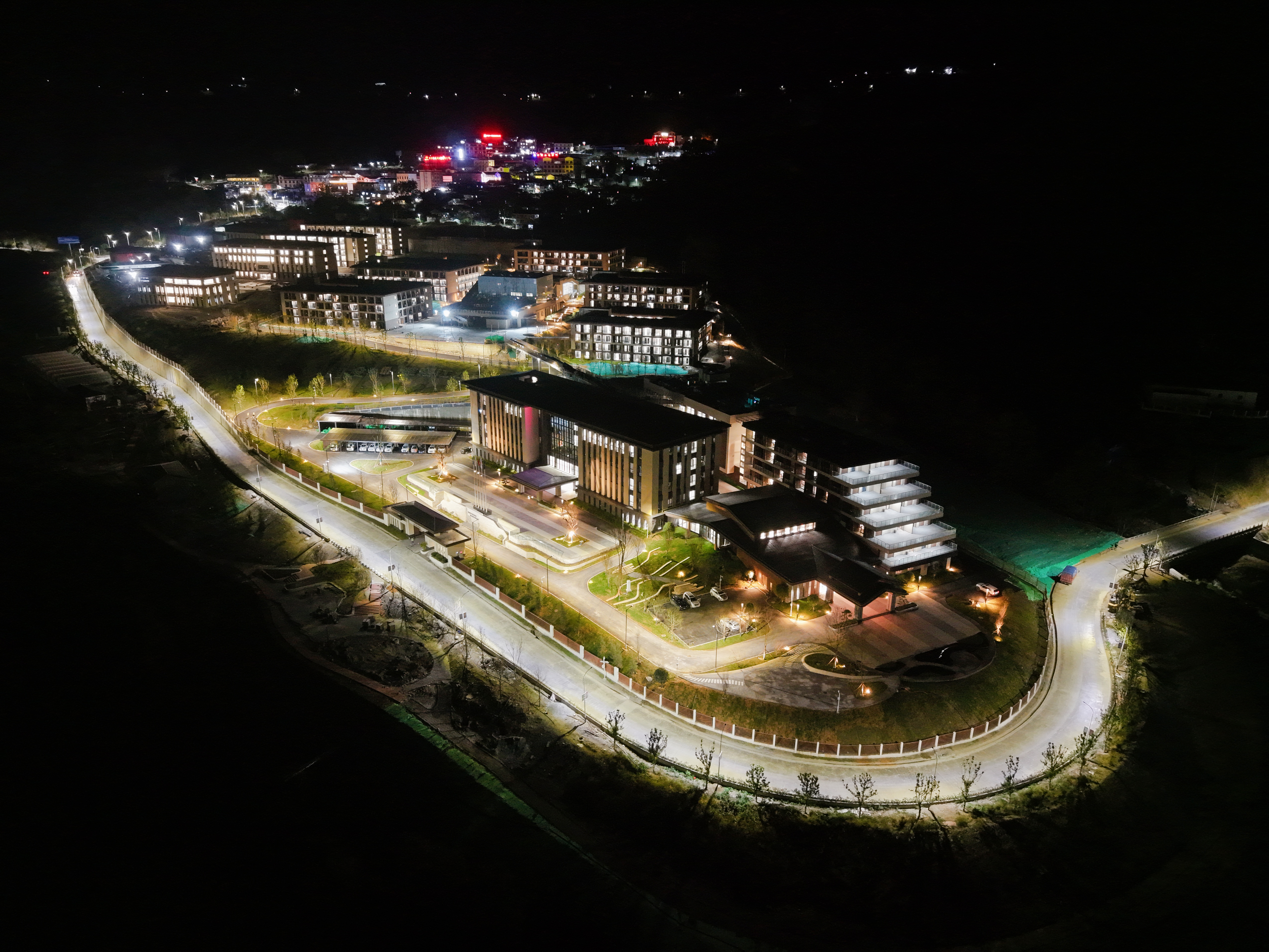 dji_fly_20251027_215232_0074_1761573808374_photo.jpg dji_fly_20251027_215232_0074_1761573808374_photo.jpg