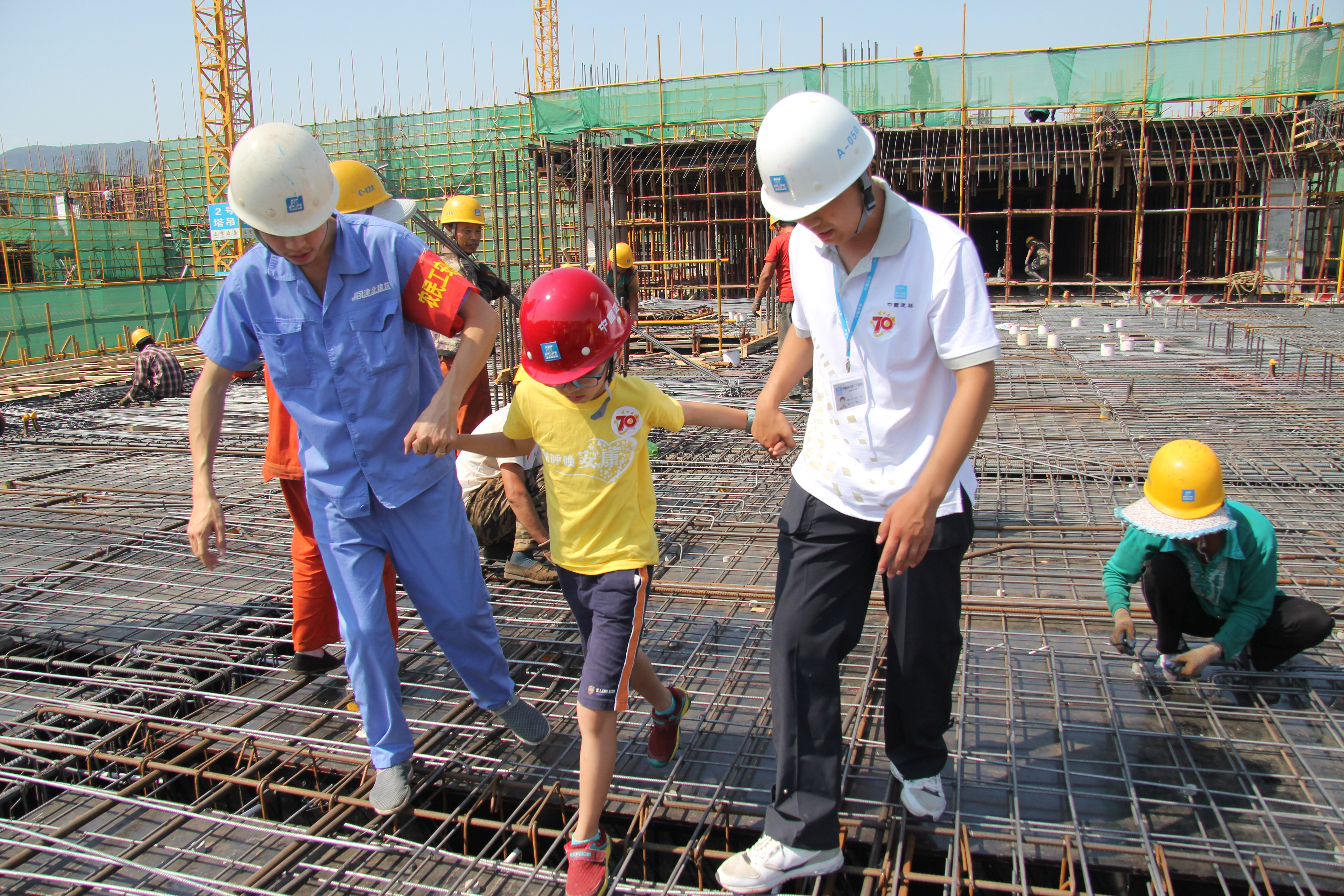 9《哥哥带你逛工地》中建二局  肖永红 .jpg